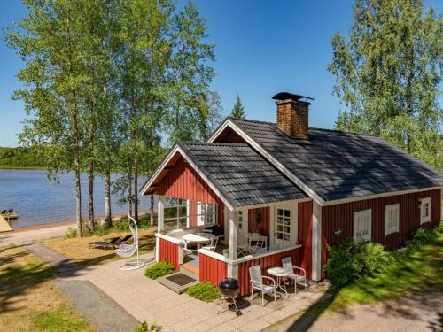Somero House | Holiday Home Sepelkyyhky by Interhome