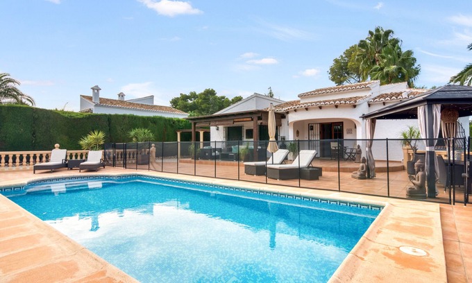 Costa Nova House | Holiday Home 'Sona Javea Xabia' with Pool, Wi-Fi and Air Conditioning