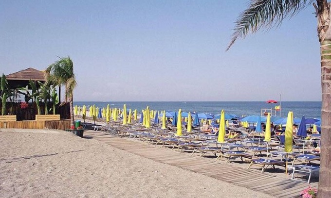 Sant'Anna House | holiday home to 200 m from the sea of fondachello