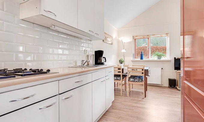 Groet House | Holiday Home "Vakantiewoning Groet" with Garden & Wi-Fi
