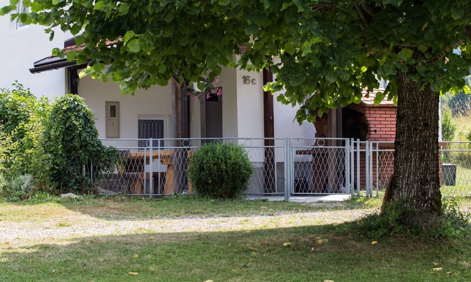 Vrelo Korenicko House | Holiday home Veki