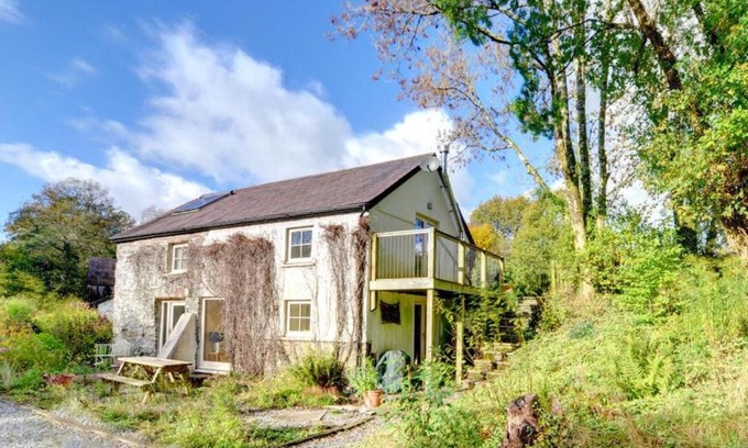 Pumpsaint House | Holiday Home Windmill by Interhome