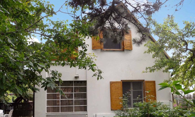 Siofok-Sosto House | Holiday home with 2 terraces, near the water
