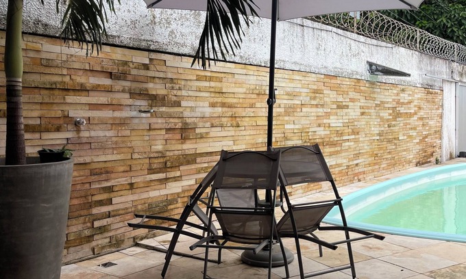 Dionisio Torres House | Holiday home with 3 bedrooms, garden, swimming pool, barbecue, 4 parking spaces 🚗