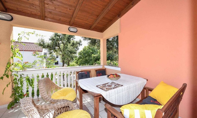 Petrcane House | Holiday home with air conditioning