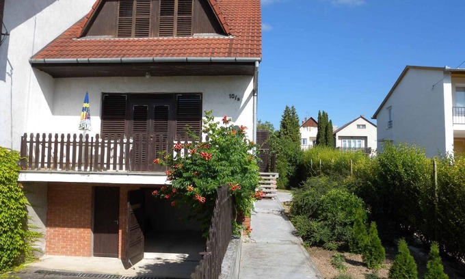 Balatonalmadi House | Holiday home with balcony and garden furniture
