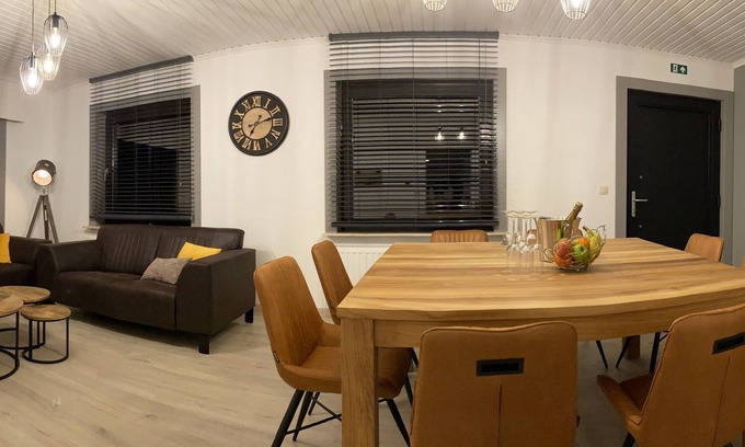 Poperinge House | holiday home Zoetendaal