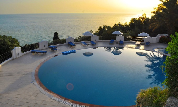 Agios Gordios Apartment | Holiday house with pool Maria on Agios Gordios