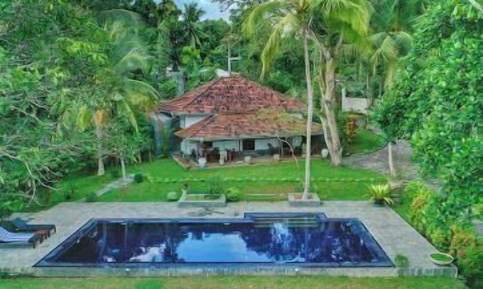 Ambalangoda House | Holiday house Ambalangoda for 1 - 6 persons with 3 bedrooms - Holiday house