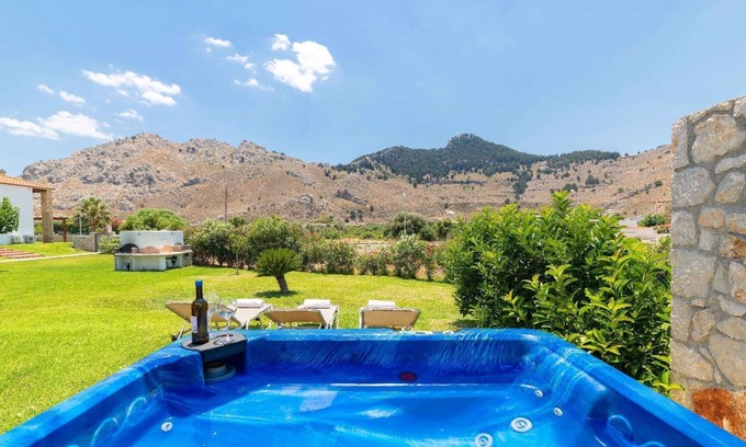 Kolymbia House | Holiday house Archangelos for 1 - 9 persons with 3 bedrooms - Twin house