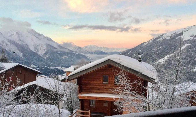 Bellwald House | Holiday house Bellwald for 1 - 8 persons with 3 bedrooms - Detached holiday house