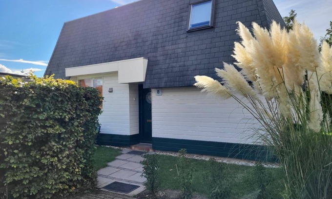 Breskens House | Holiday house Breskens for 1 - 4 persons with 3 bedrooms - Holiday home