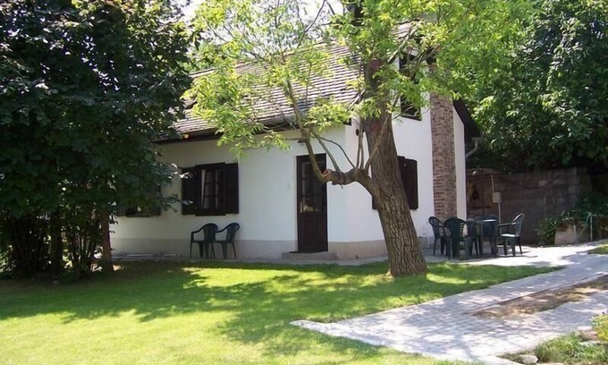 Viranyos House | Holiday house Budapest for 1 - 5 persons with 1 bedroom - Holiday house