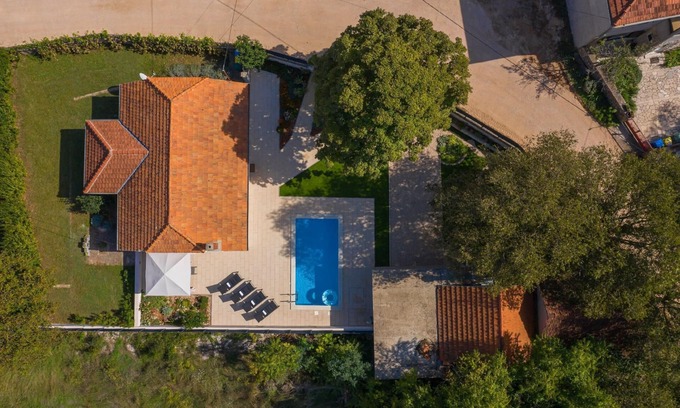 Drnis House | Holiday house Drnis for 1 - 6 persons with 2 bedrooms - Holiday house