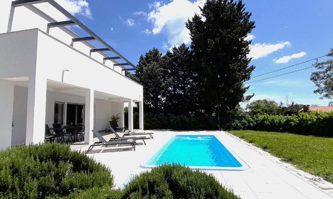 Filipana House | Holiday house Filipana for 1 - 7 persons with 3 bedrooms - Twin house