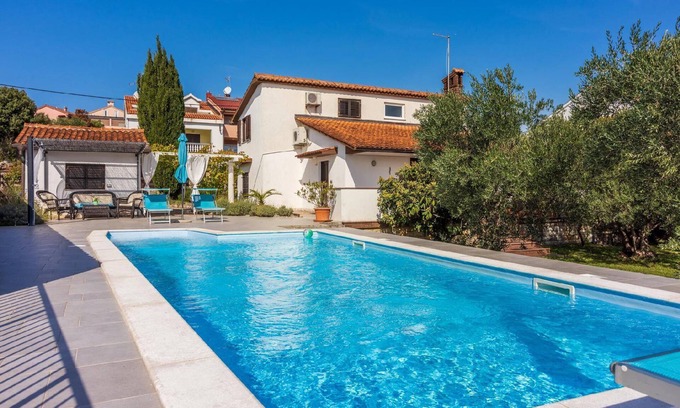 Kornic House | Holiday house Kornic for 2 - 8 persons with 3 bedrooms - Holiday home