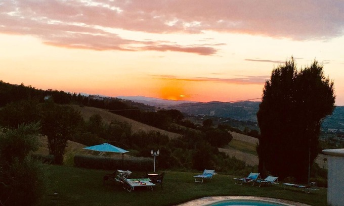 Montelabbate House | Holiday house Montelabbate for 1 - 12 persons with 5 bedrooms - Holiday house