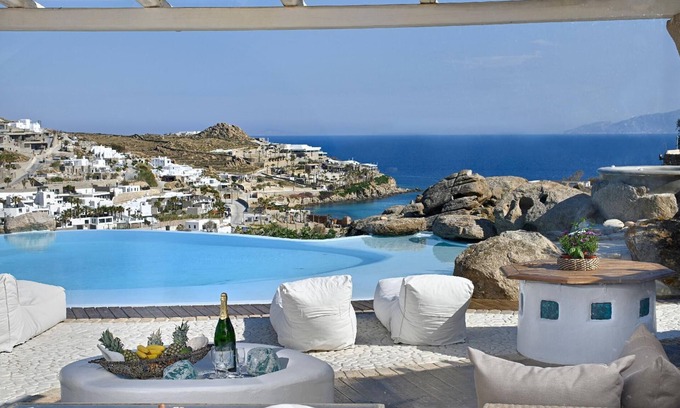 Platis Gialos House | Holiday house Mykonos (Stadt) for 1 - 12 persons with 6 bedrooms - Holiday house