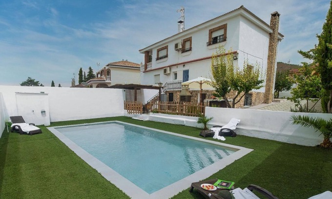 Padul House | Holiday house Padul for 1 - 13 persons with 6 bedrooms - Holiday house