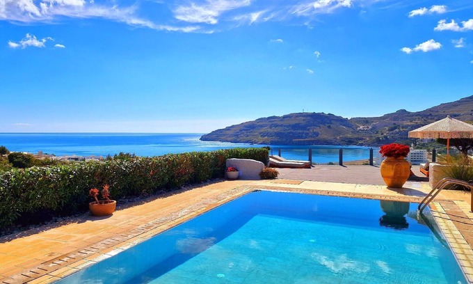 Vlicha House | Holiday house Pefki for 1 - 6 persons with 3 bedrooms - Luxury holiday home