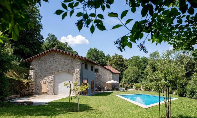 Prem House | Holiday house Podgrad for 1 - 12 persons with 6 bedrooms - Holiday apartment in one or multi-family