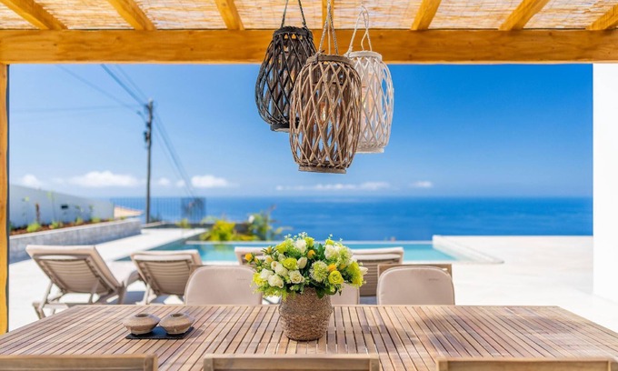 Tabua House | Holiday house Ponta do Sol for 1 - 12 persons with 5 bedrooms - Holiday house