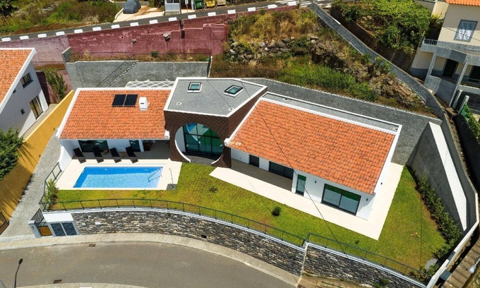 Canhas House | Holiday house Ponta do Sol for 1 - 10 persons with 4 bedrooms - Holiday house