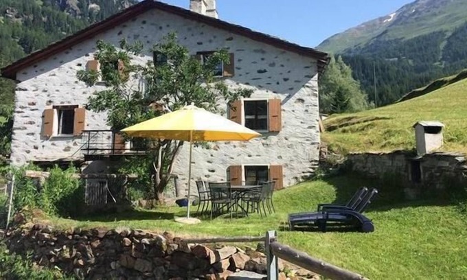Poschiavo Cottage | Holiday house Poschiavo for 4 - 8 persons with 4 bedrooms - Holiday house