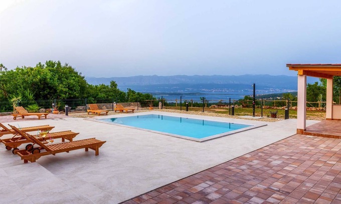 Tribulje Villa | Holiday house Prevolt with a private Pool and Seaview