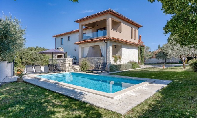 Pinezici House | Holiday House Rita with Private Pool