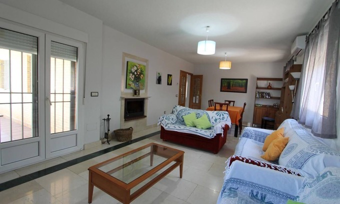 Sesena House | Holiday house Seseña Nuevo for 3 - 12 persons with 4 bedrooms - Holiday home
