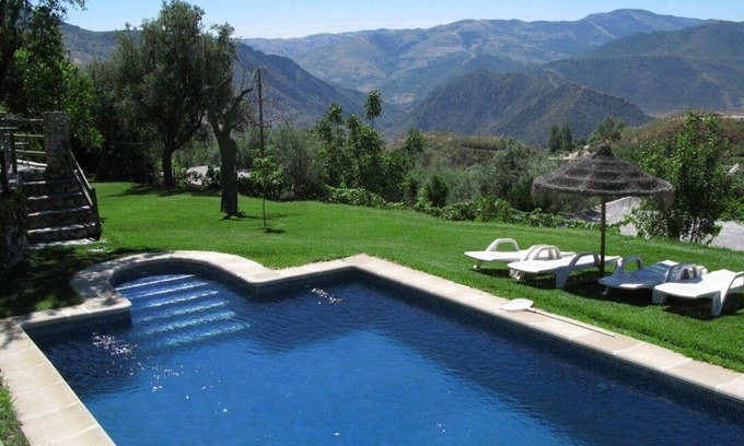 Carataunas House | Holiday house Soportujar for 1 - 6 persons with 3 bedrooms - Holiday house