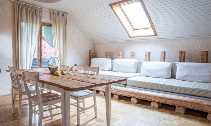 Gozd Martuljek Apartment | Holiday House Trata | Apartment 2 | Balcony | 2 x Bedroom | Mountain View