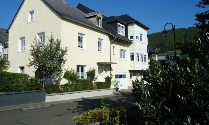 Trittenheim House | Holiday house Trittenheim for 2 - 7 persons with 3 bedrooms - Holiday home