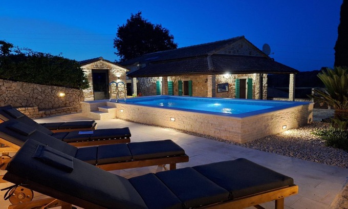Zman House | Holiday house Zman for 1 - 6 persons with 2 bedrooms - Holiday house