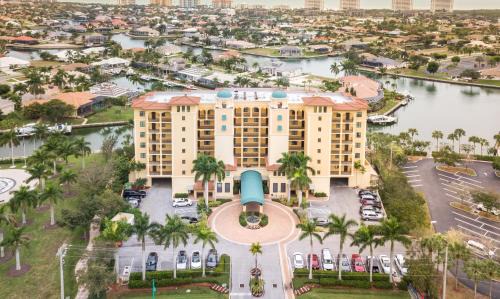 Marco Island Resort | Holiday Inn Club Vacations Sunset Cove Resort