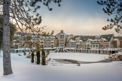 Brownsville Resort | Holiday Inn Club Vacations Mount Ascutney Resort