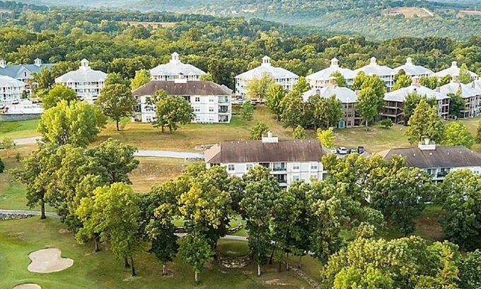 Branson Hotel | Holiday Inn Club Vacations Holiday Hills Resort Branson by IHG