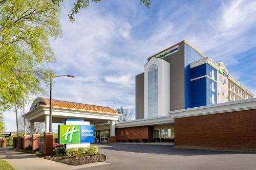 Downtown Hotel | Holiday Inn Express Augusta Downtown by IHG