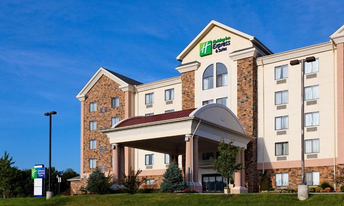 Kingsport Hotel | Holiday Inn Express Hotel & Suites Kingsport-Meadowview I-26 by IHG