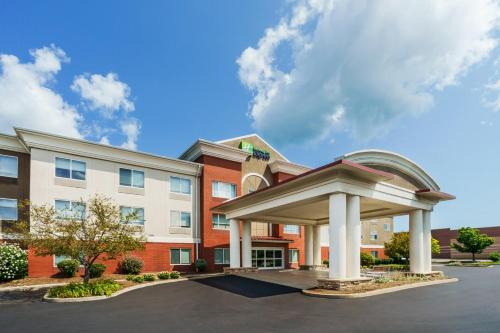 East Irondequoit Hotel | Holiday Inn Express Irondequoit by IHG