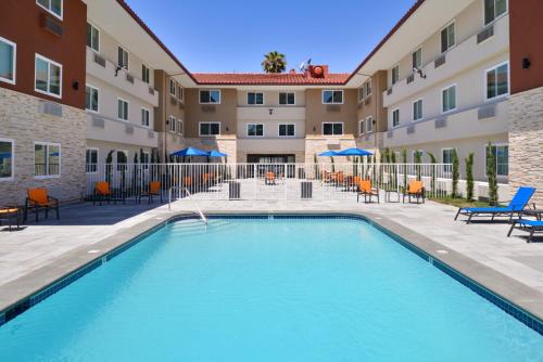 Santa Rosa Hotel | Holiday Inn Express - Santa Rosa North by IHG