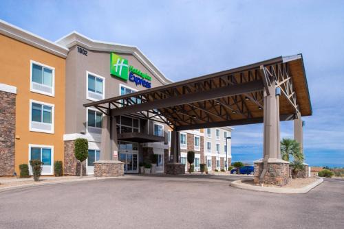 Sierra Vista Hotel | Holiday Inn Express Sierra Vista by IHG
