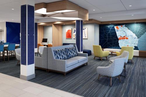 Encanto Hotel | Holiday Inn Express & Suites Phoenix - Midtown, an IHG Hotel