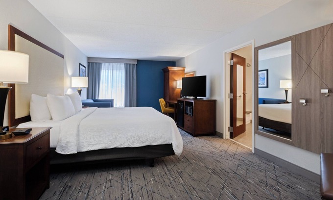 Covington Hotel | Holiday Inn Express & Suites Cincinnati Riverfront by IHG
