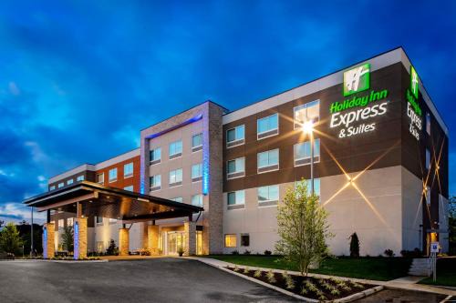 Madison Hotel | Holiday Inn Express & Suites - Madison by IHG