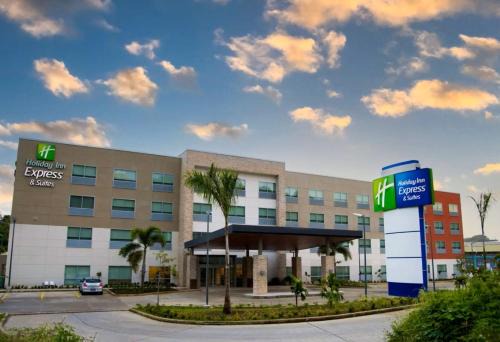 Colonarie Hotel | Holiday Inn Express & Suites Diamond by IHG