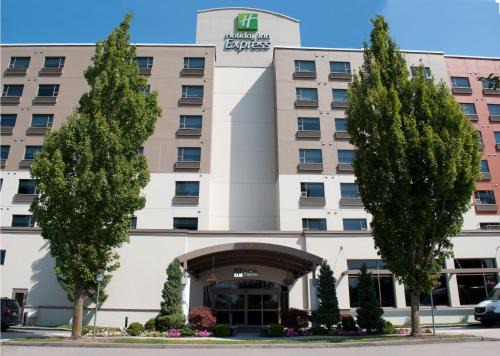 Richmond City Centre Hotel | Holiday Inn Express Vancouver Airport-Richmond by IHG