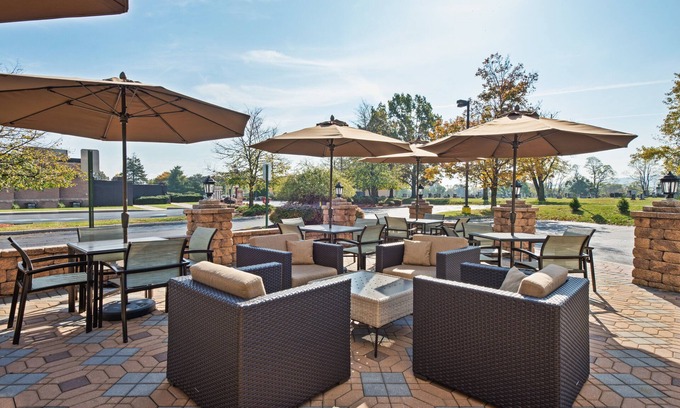 Middletown Hotel | Holiday Inn Harrisburg East by IHG