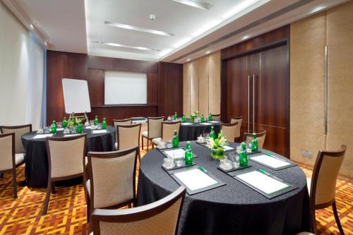 Sakinaka Hotel | Holiday Inn Mumbai International Airport by IHG